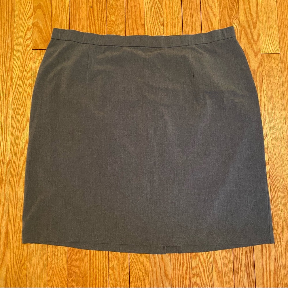Professional Gray Skirt